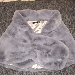 Faux Fur Shawl Wrap for Winter Weddings